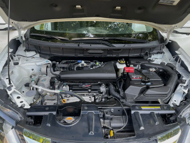 Engine bay detail